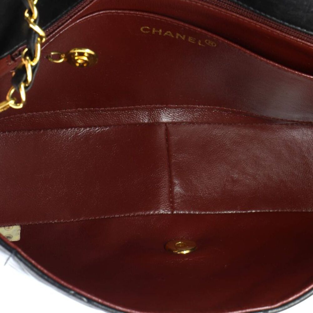 Chanel Vintage Diana Flap Bag Quilted Lambskin Medium Black - Picture 5 of 8